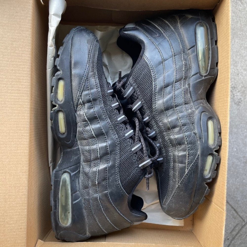 Nike Air Max 95 Black/Black-Flint Grey 9.5